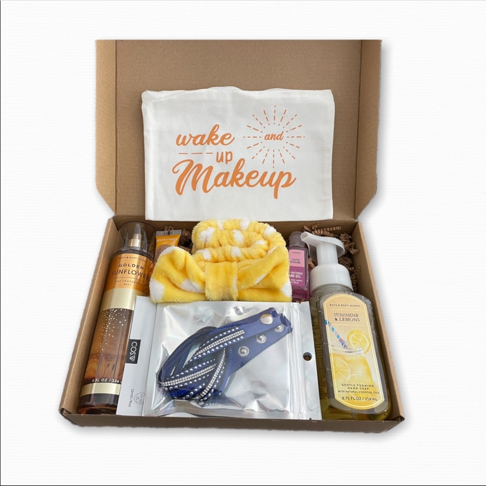 Luxury Gift Set - Picture 2 of 16